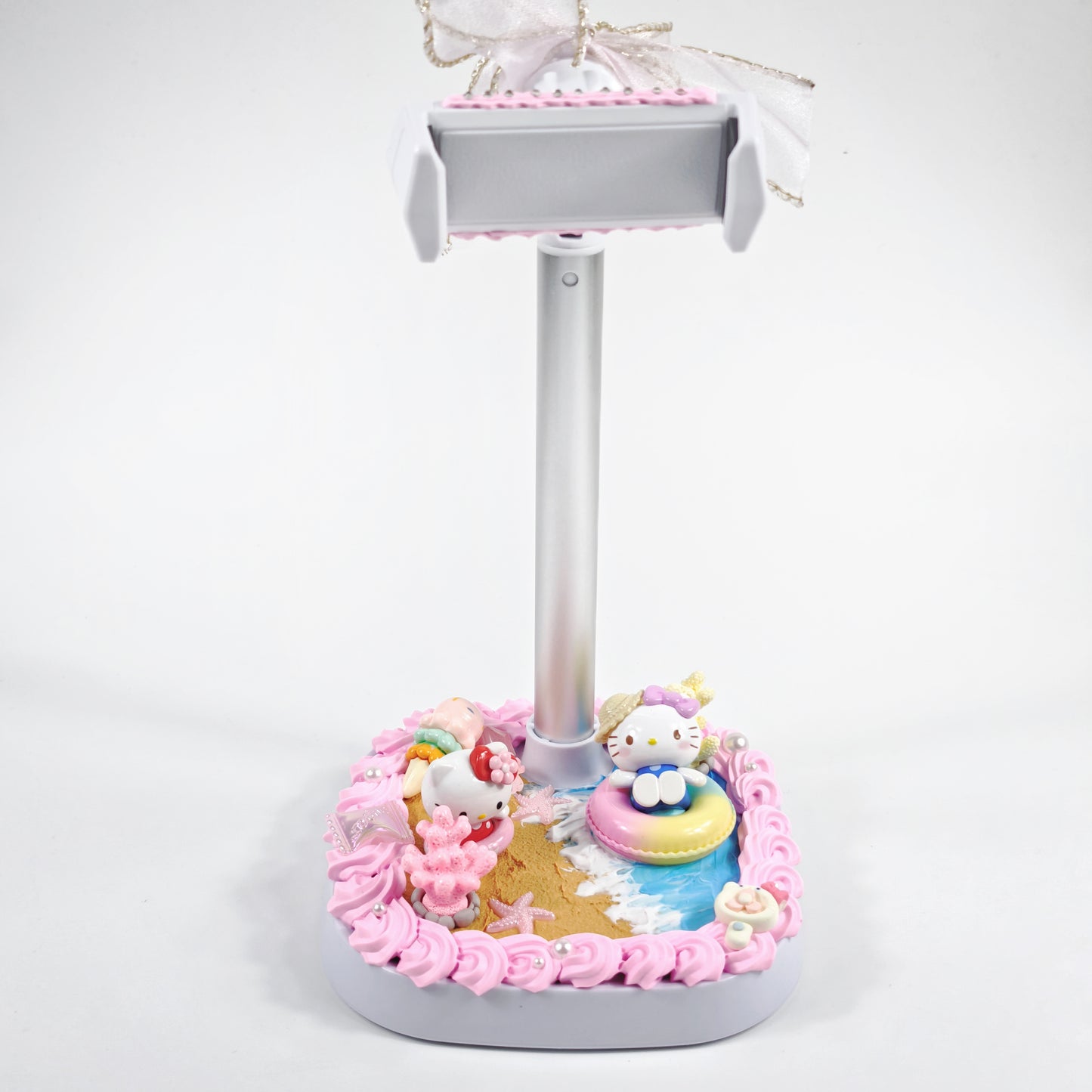 “Sandy and Beachy" Desktop Phone Stand