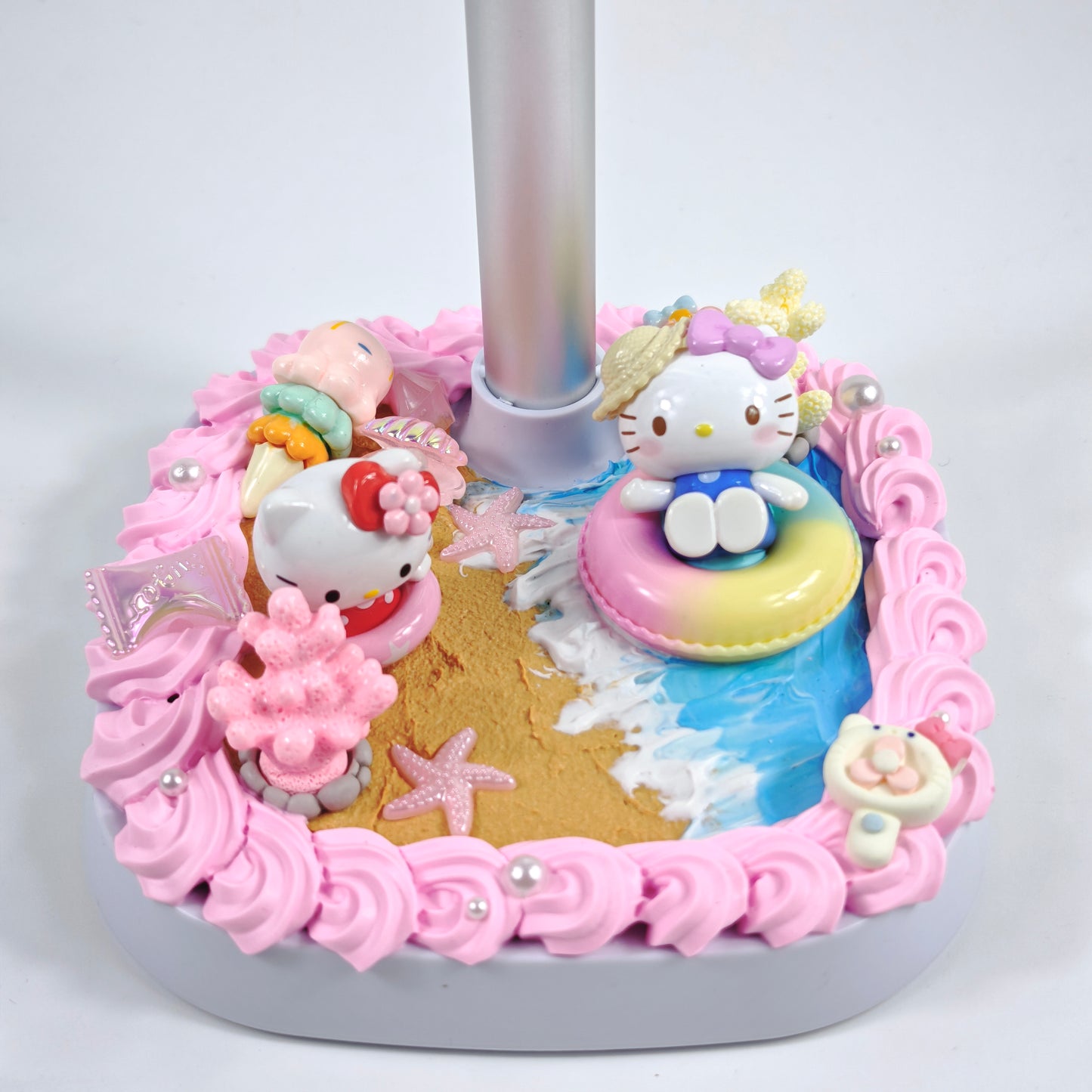 “Sandy and Beachy" Desktop Phone Stand