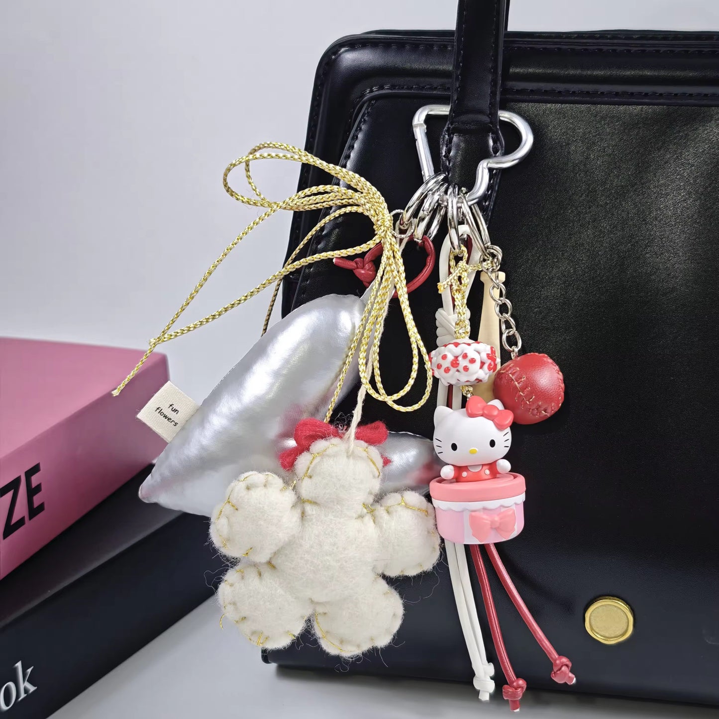 Unique Design Silver Heart HK Charm Miu Style Bag Accessory